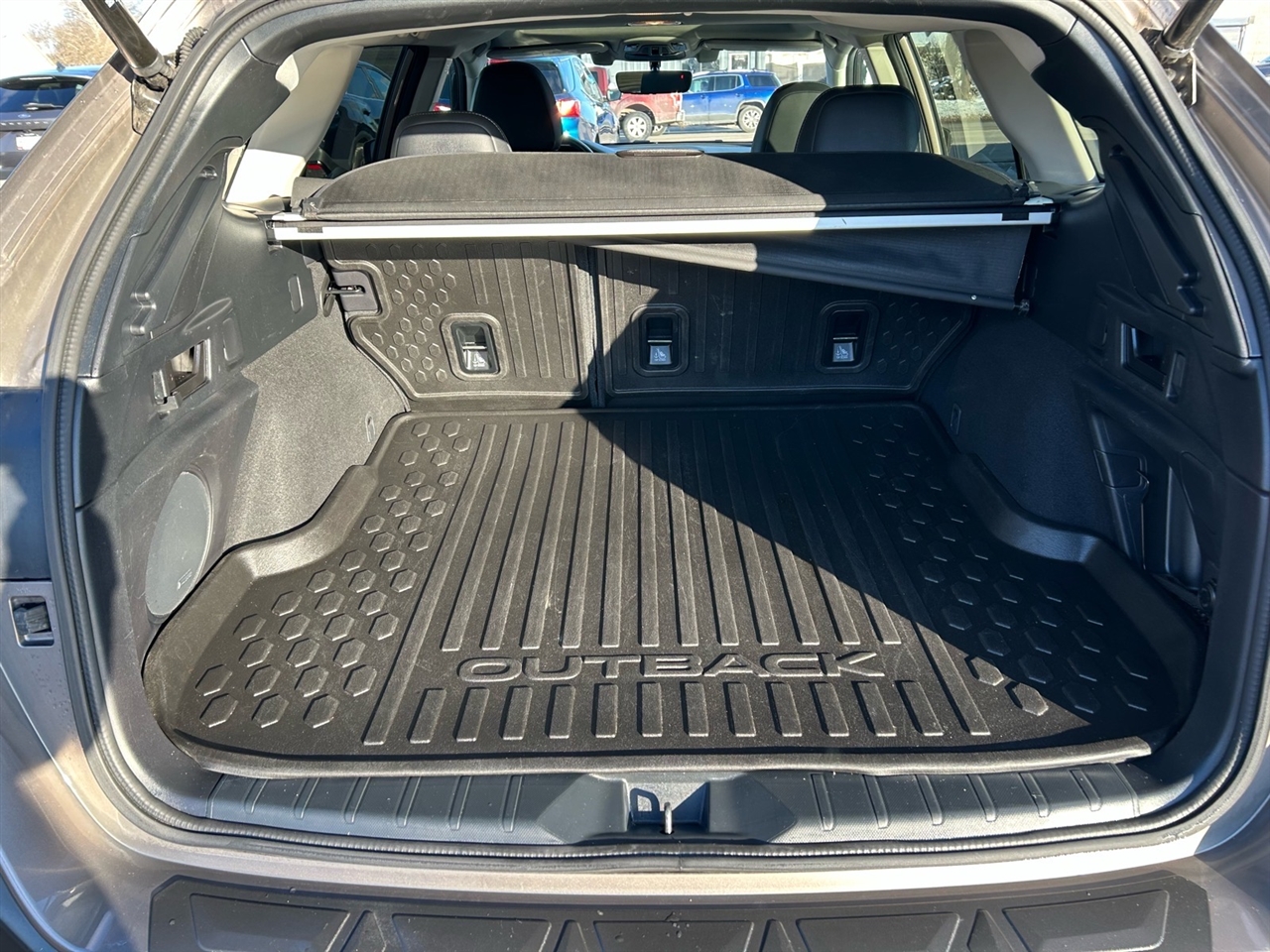 Subaru Outback Limited CVT 2022