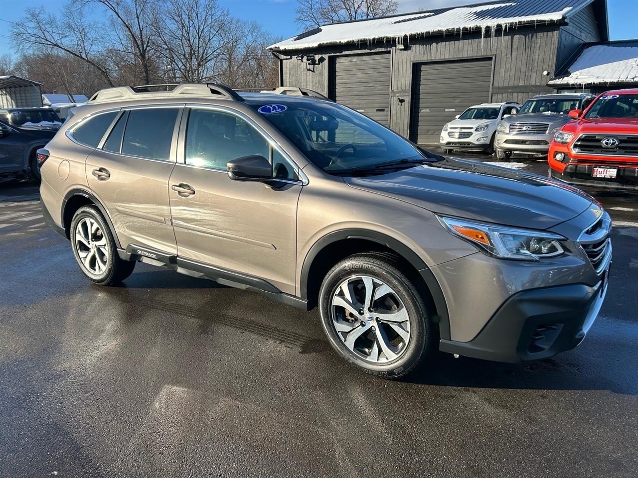 Subaru Outback Limited CVT 2022