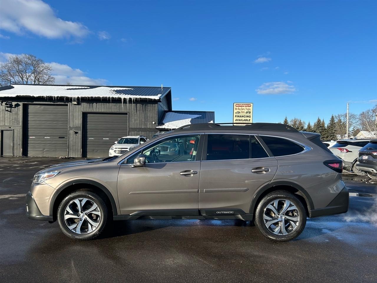 Subaru Outback Limited CVT 2022