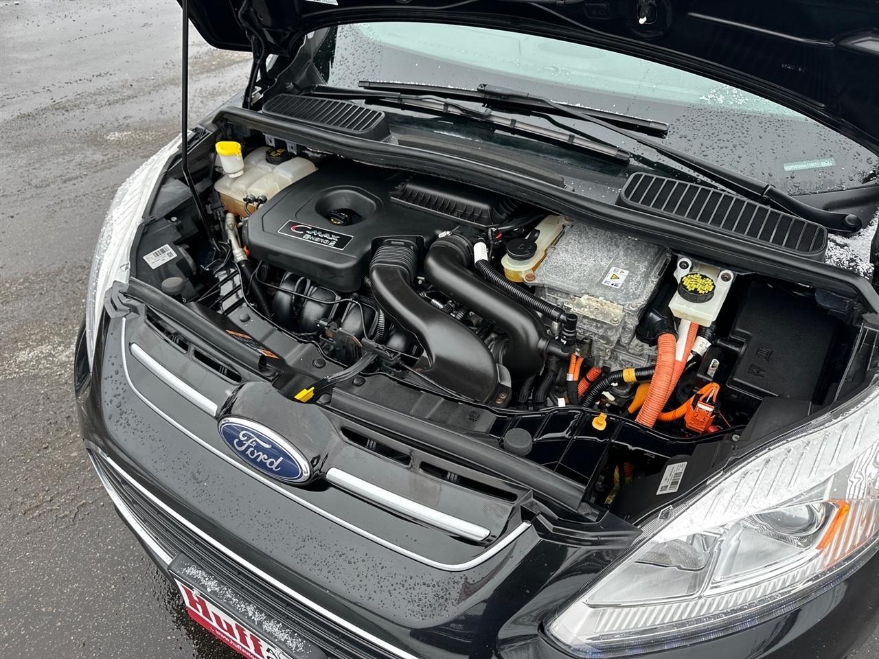 Ford C-Max Energi SE FWD 2017