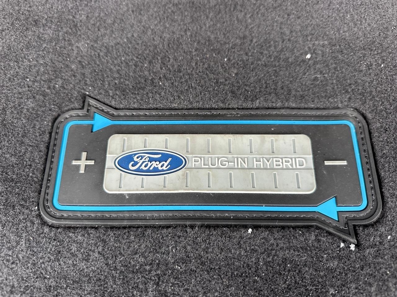 Ford C-Max Energi SE FWD 2017