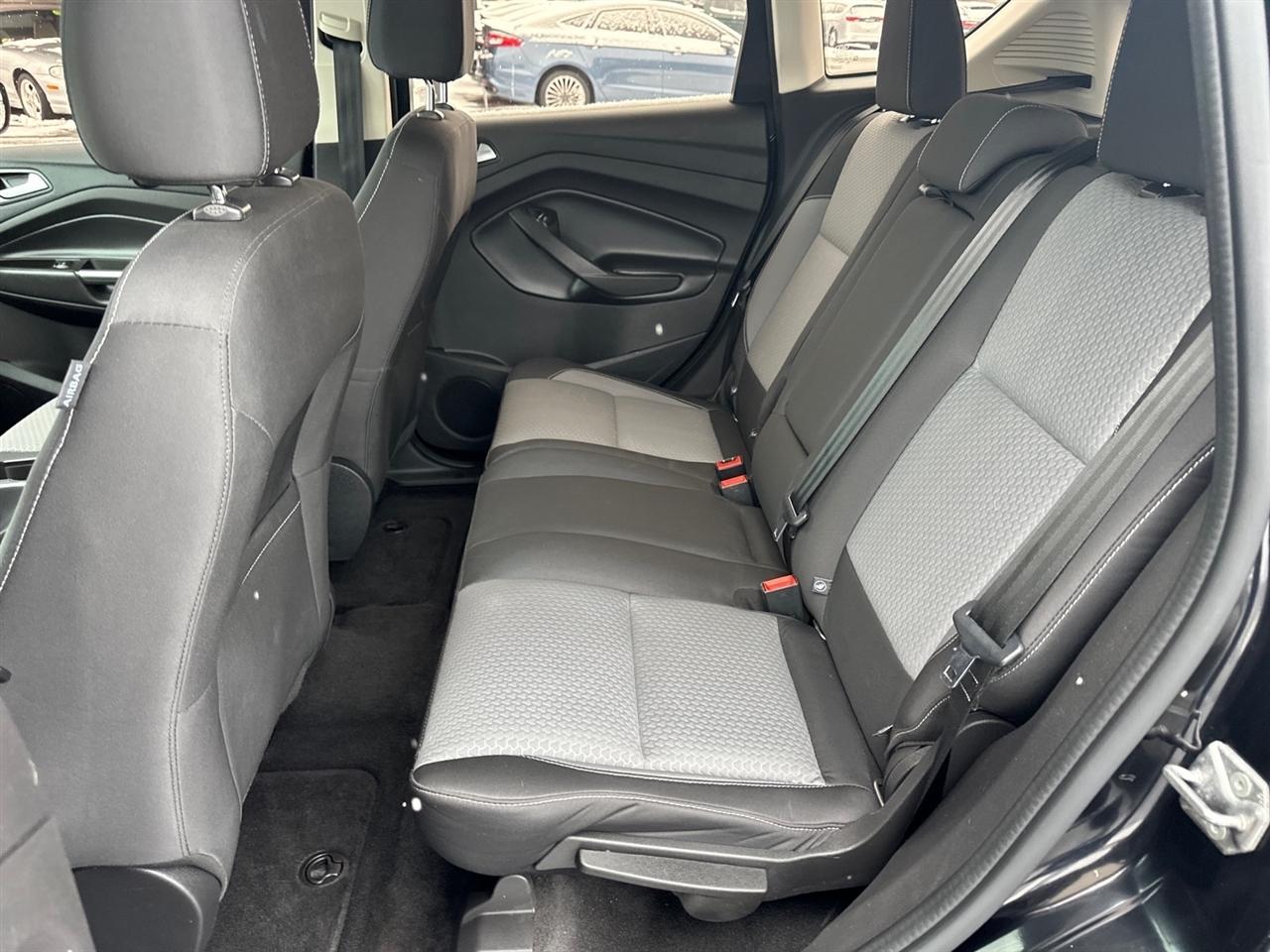 Ford C-Max Energi SE FWD 2017