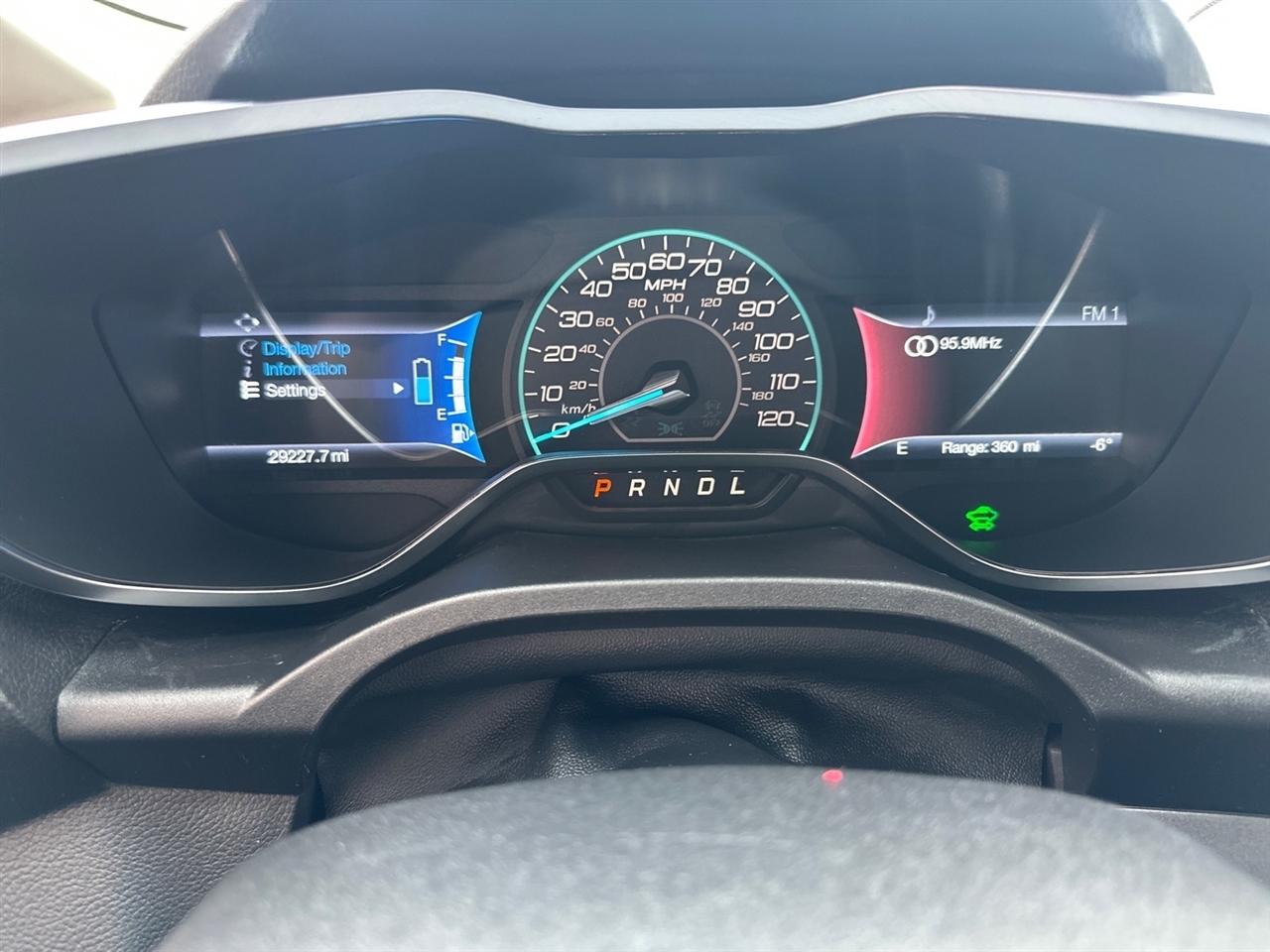 Ford C-Max Energi SE FWD 2017