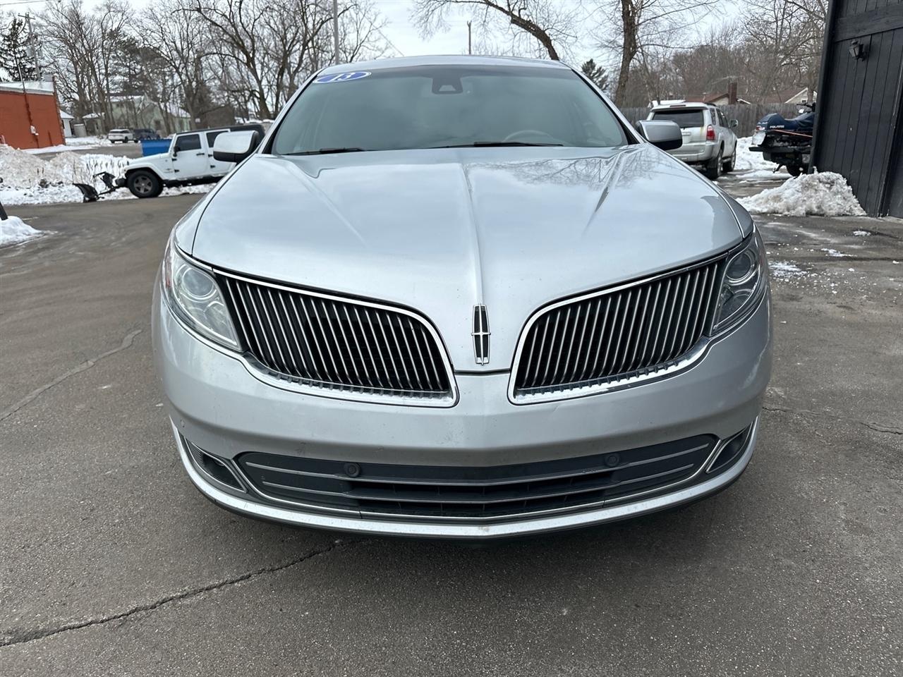 Lincoln MKS 4dr Sdn 3.7L FWD 2013