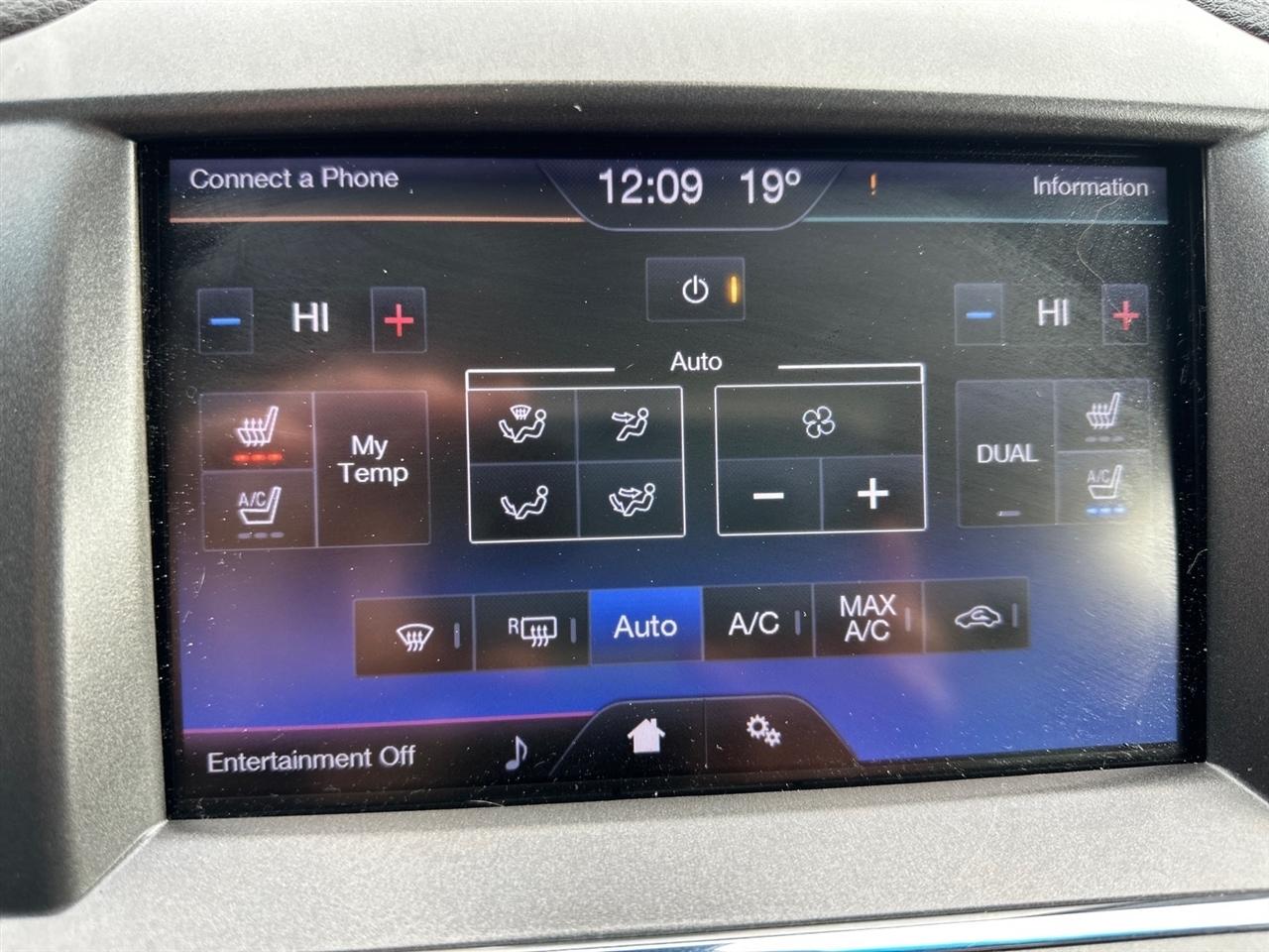 Lincoln MKS 4dr Sdn 3.7L FWD 2013