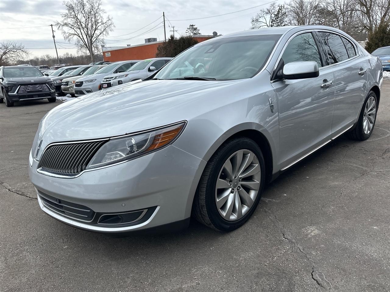 Lincoln MKS 4dr Sdn 3.7L FWD 2013