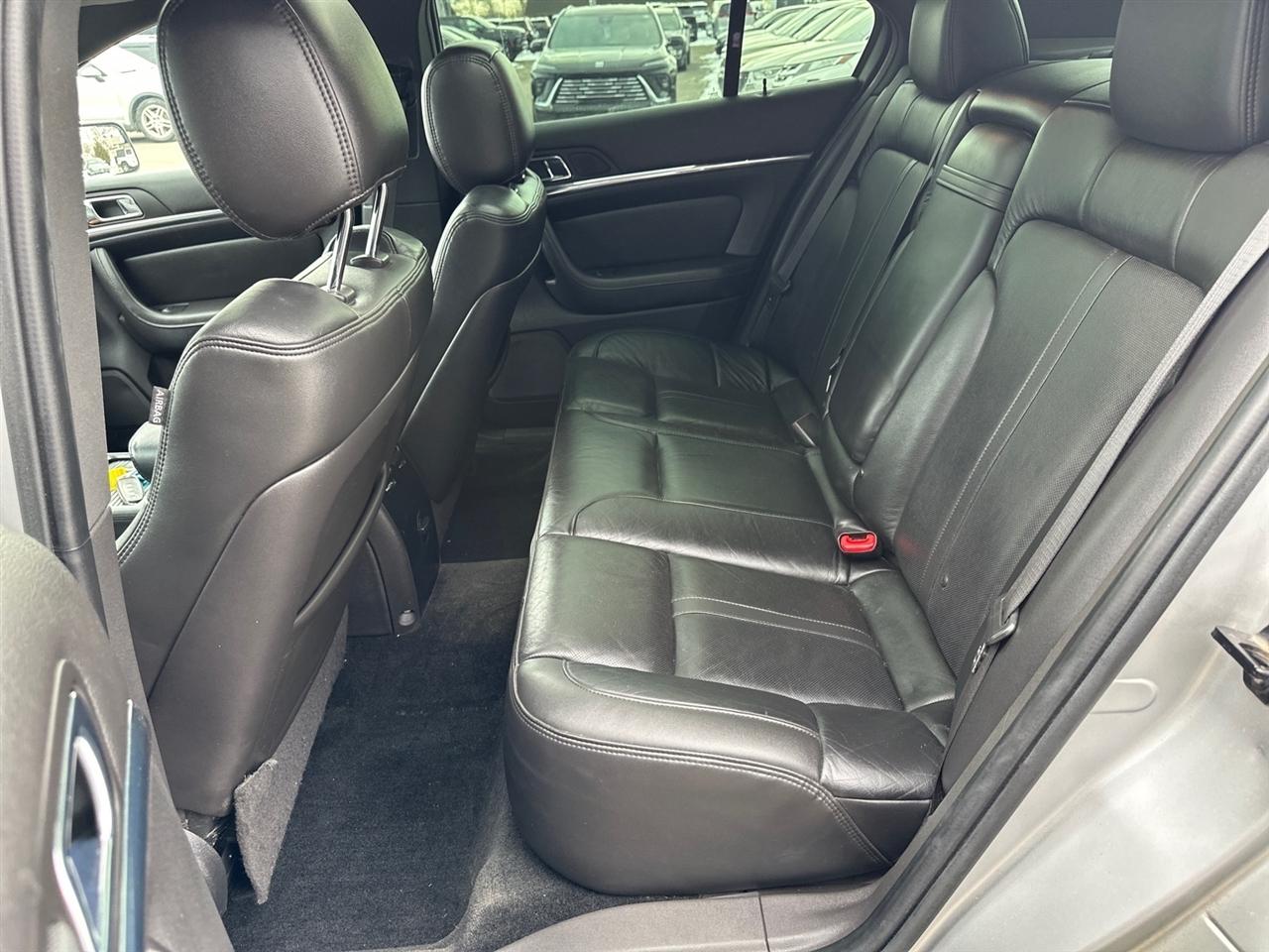 Lincoln MKS 4dr Sdn 3.7L FWD 2013