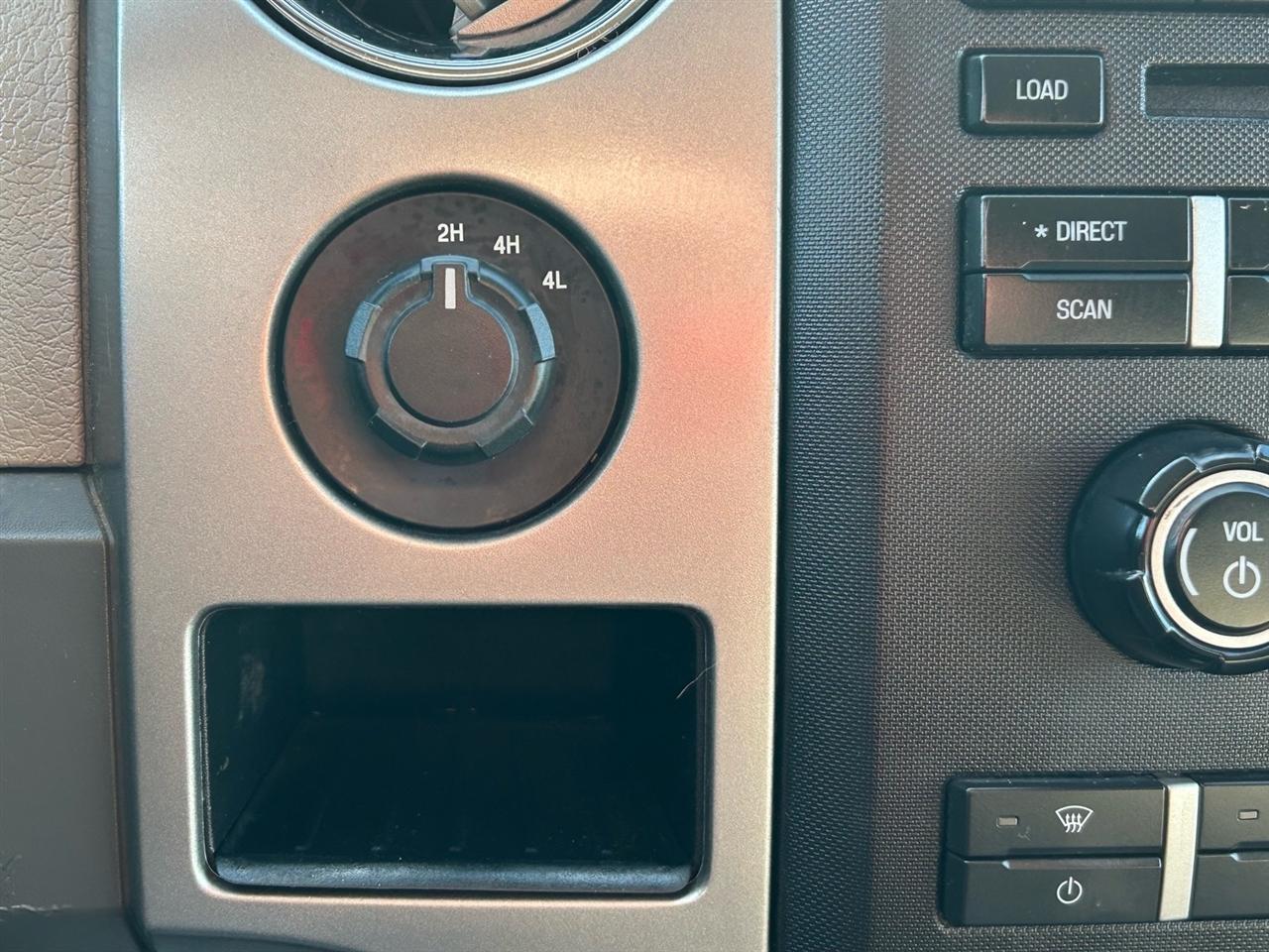 Ford F-150 4WD SuperCrew 145" XLT 2010