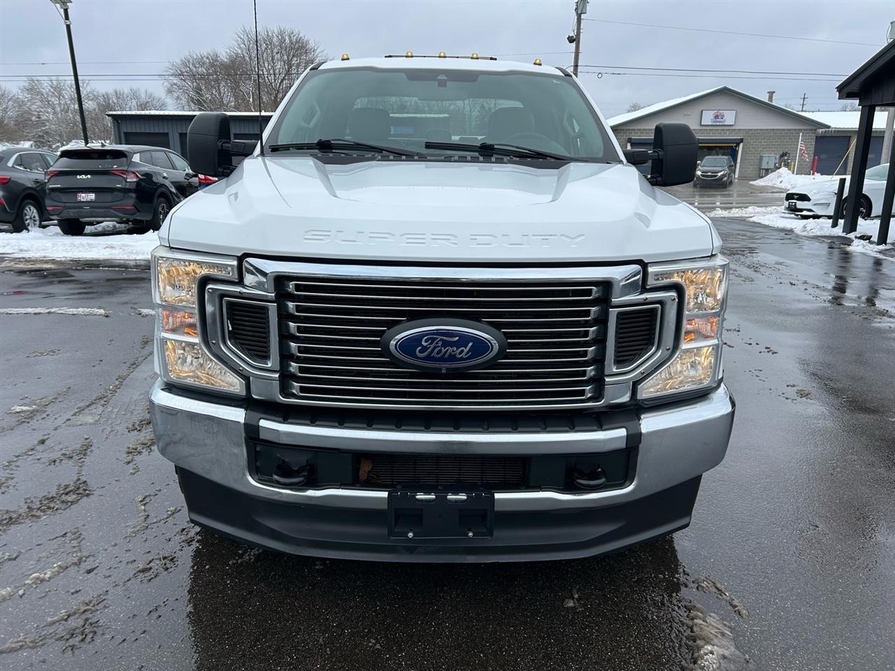 Ford Super Duty F-350 DRW LARIAT 4WD SuperCab 8' Box 2021