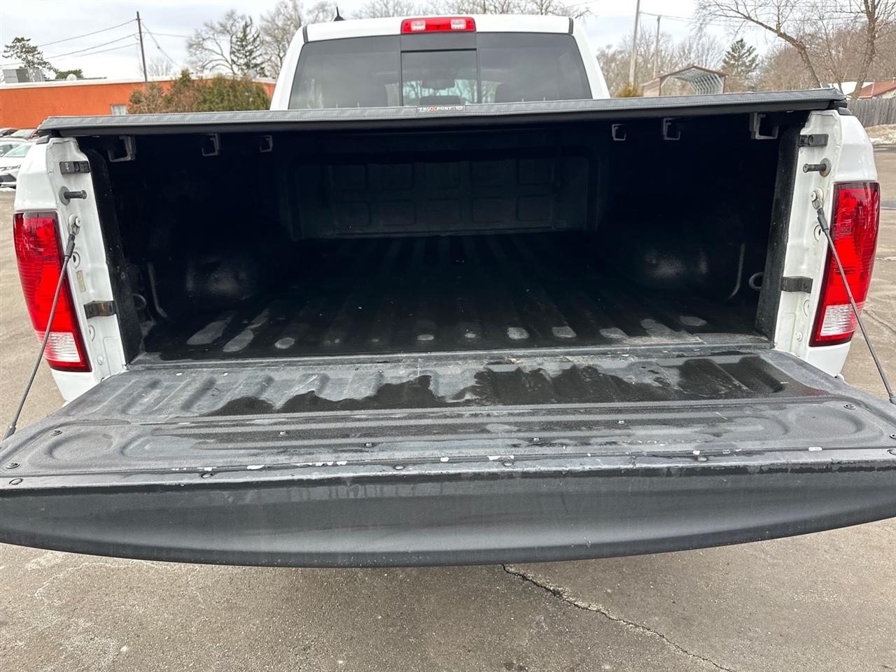 RAM 1500 Outdoorsman 4x4 Crew Cab 6'4" Box 2018