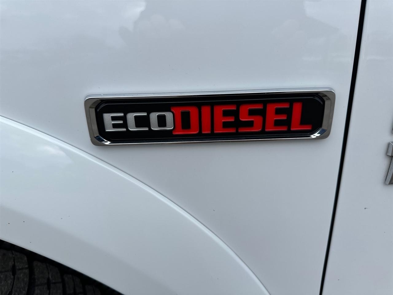 RAM 1500 Outdoorsman 4x4 Crew Cab 6'4" Box 2018