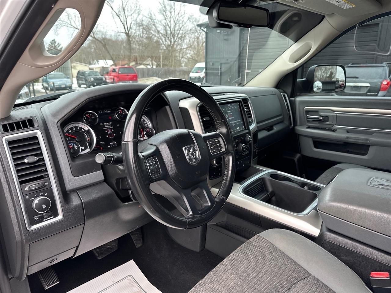 RAM 1500 Outdoorsman 4x4 Crew Cab 6'4" Box 2018
