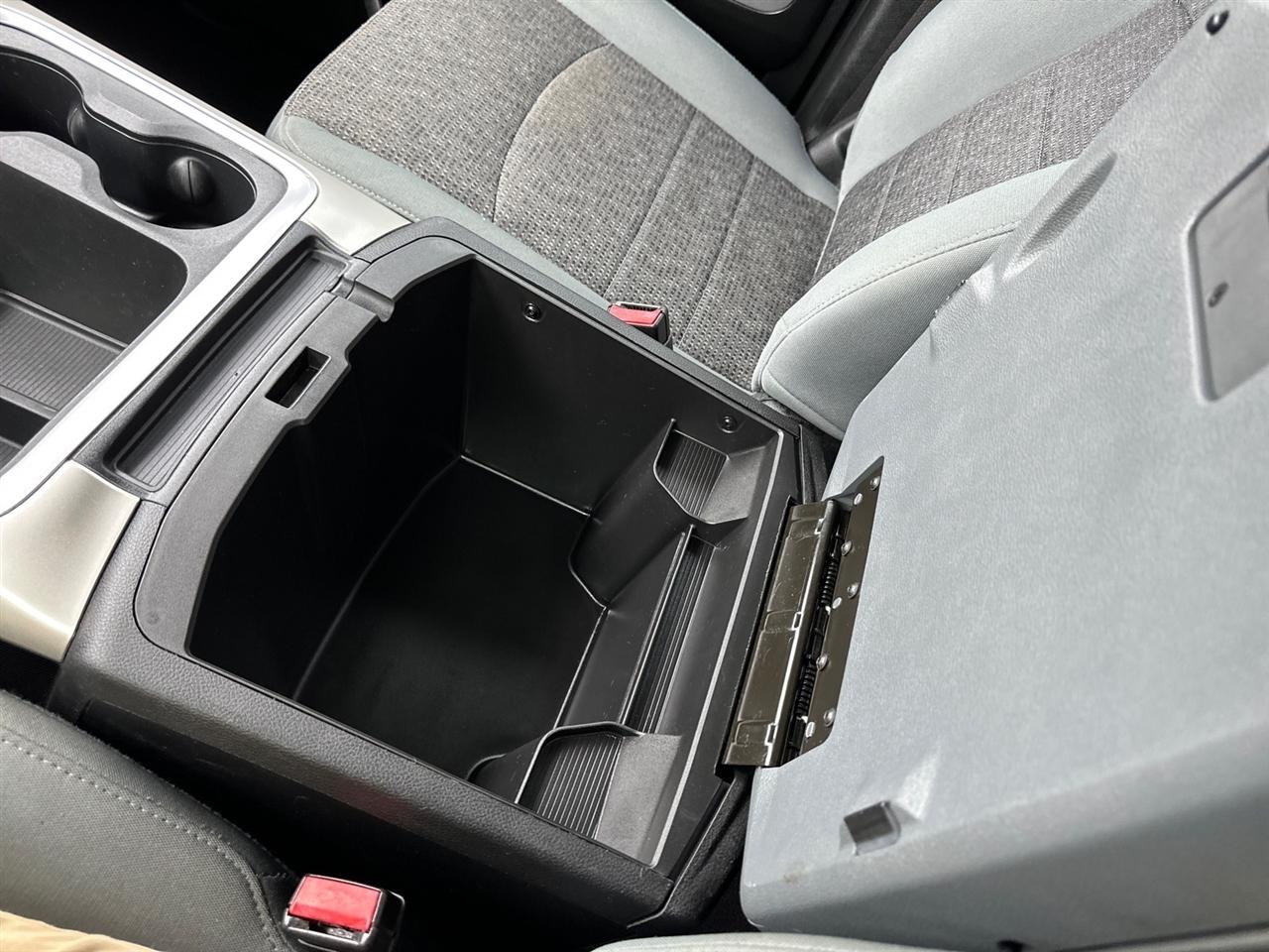 RAM 1500 Outdoorsman 4x4 Crew Cab 6'4" Box 2018