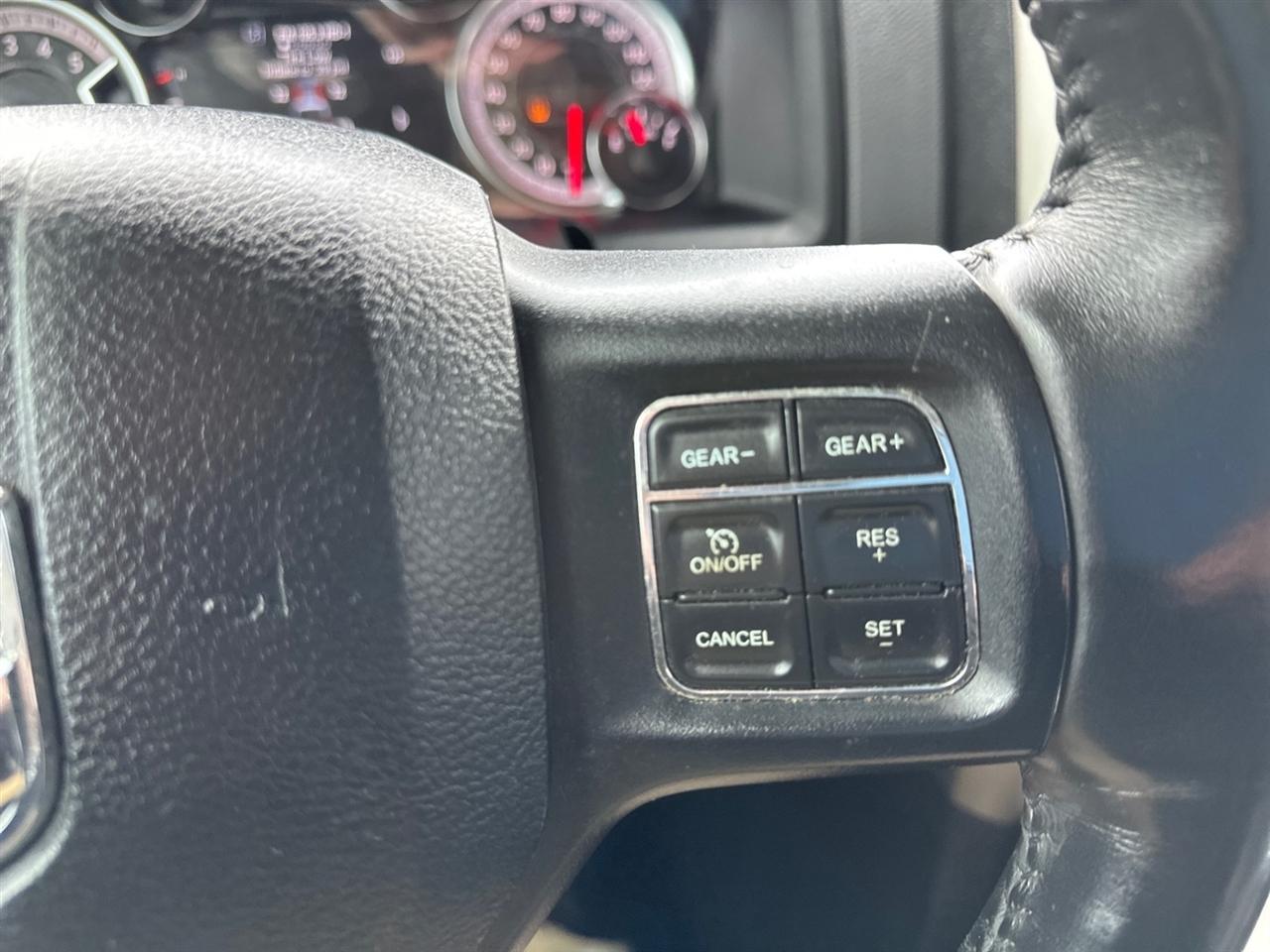 RAM 1500 Outdoorsman 4x4 Crew Cab 6'4" Box 2018