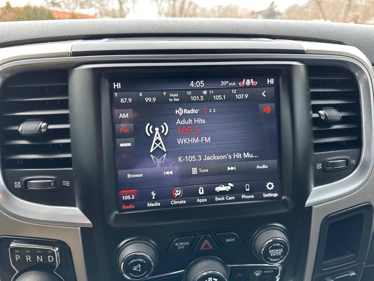 RAM 1500 Outdoorsman 4x4 Crew Cab 6'4" Box 2018