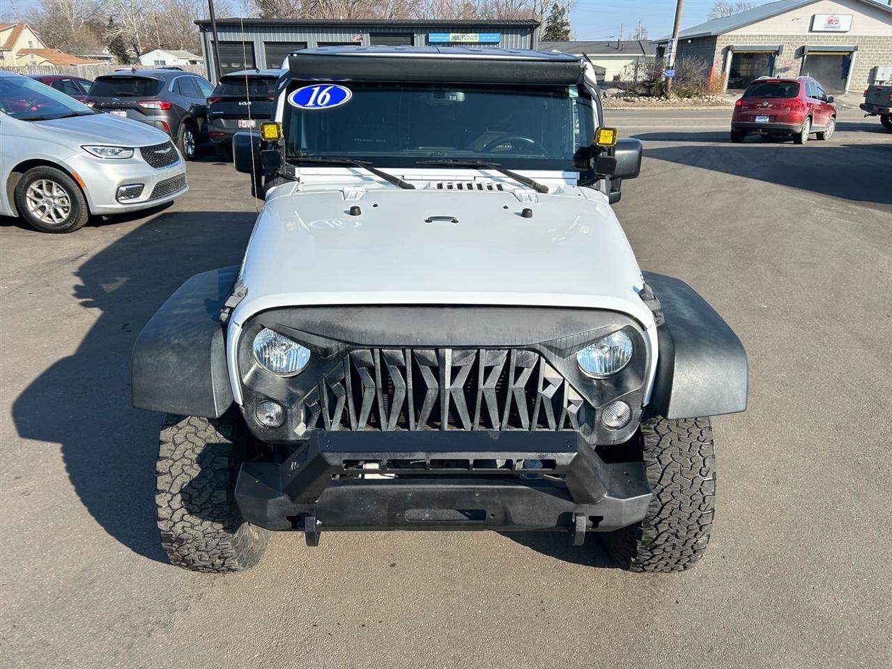 Jeep Wrangler Unlimited 4WD 4dr Rubicon 2016