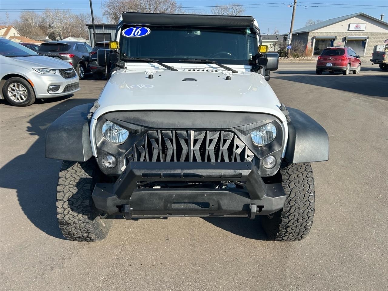 Jeep Wrangler Unlimited 4WD 4dr Rubicon 2016