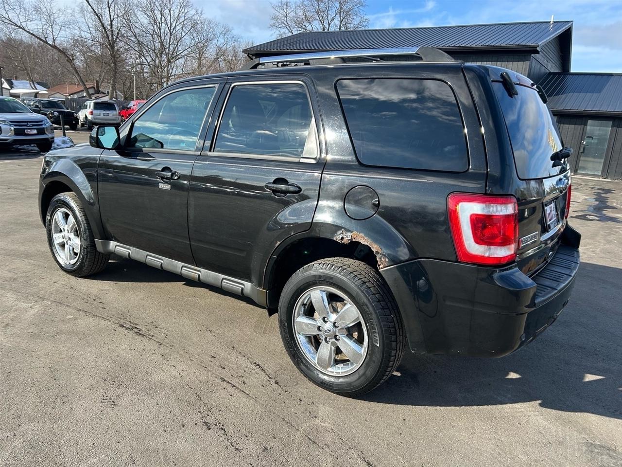 Ford Escape FWD 4dr Limited 2011