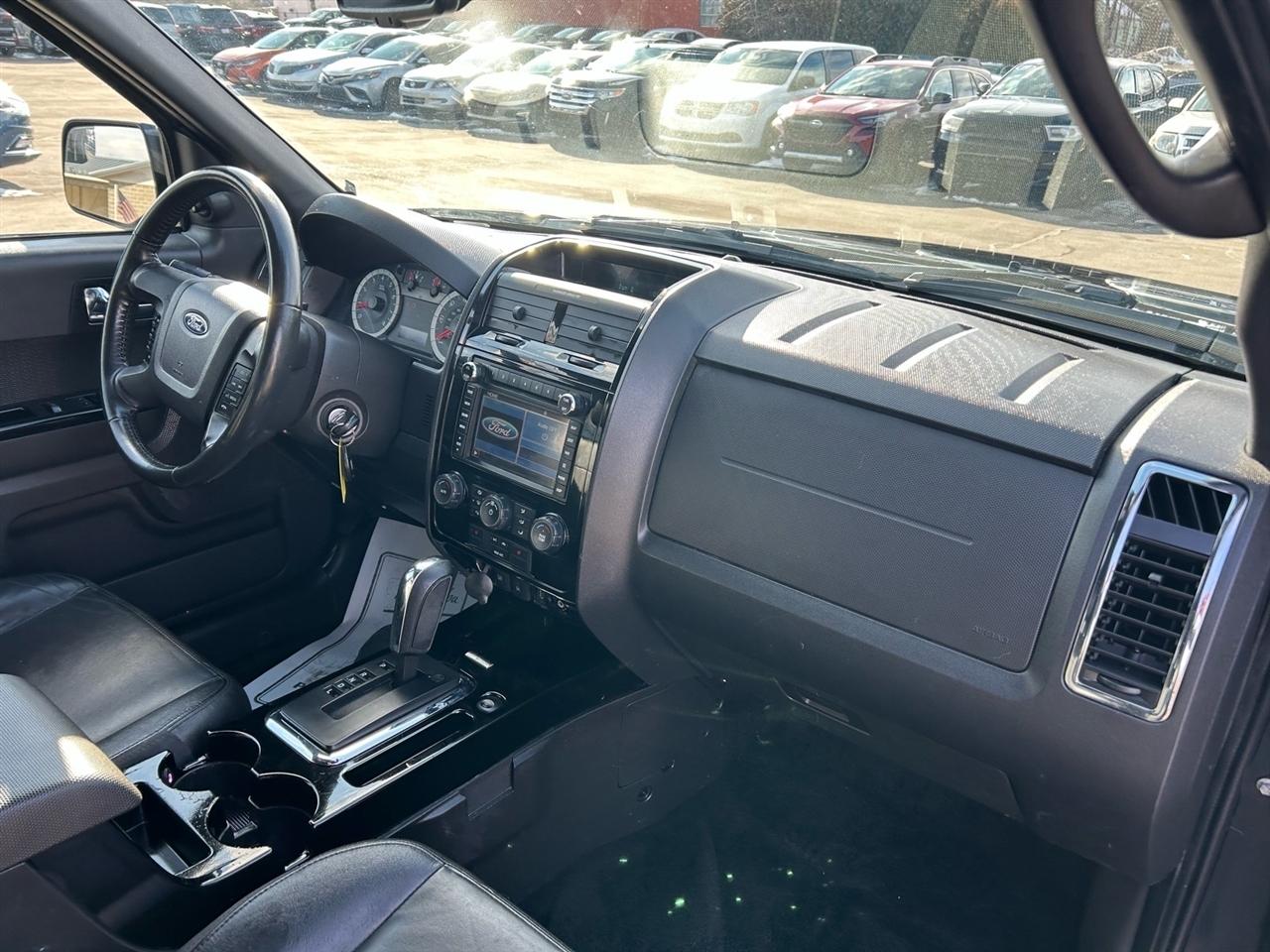 Ford Escape FWD 4dr Limited 2011