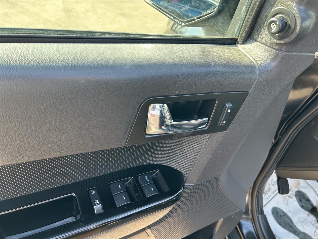 Ford Escape FWD 4dr Limited 2011