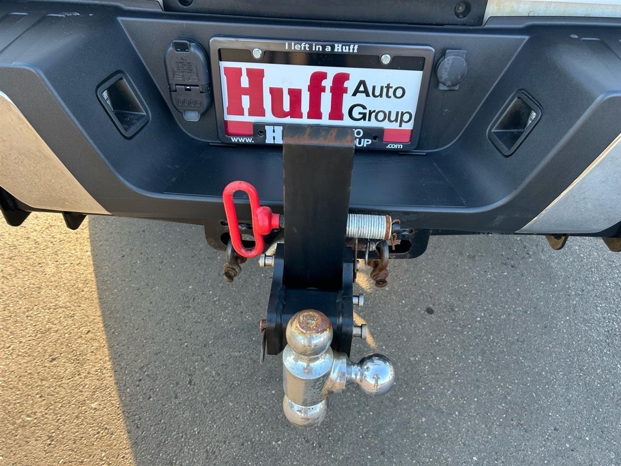 Ford Super Duty F-350 SRW Lariat 4WD SuperCab 8' Box 2019