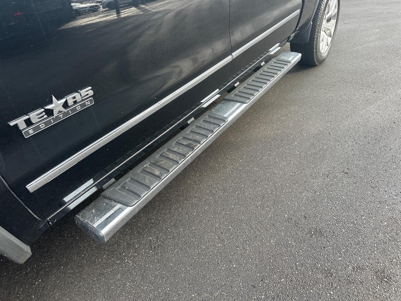 GMC Sierra 1500 4WD Crew Cab 143.5" SLT 2018