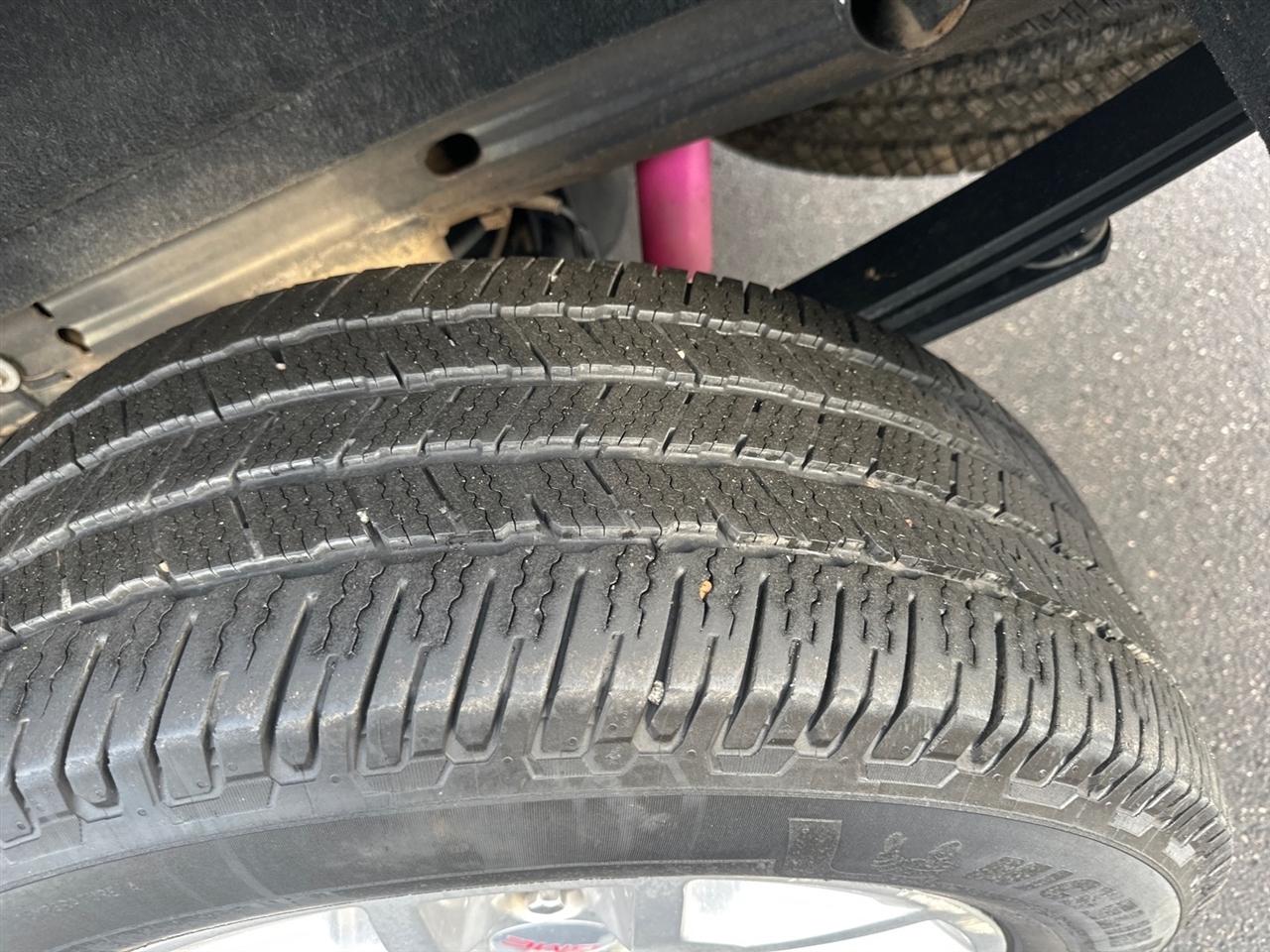 GMC Sierra 1500 4WD Crew Cab 143.5" SLT 2018