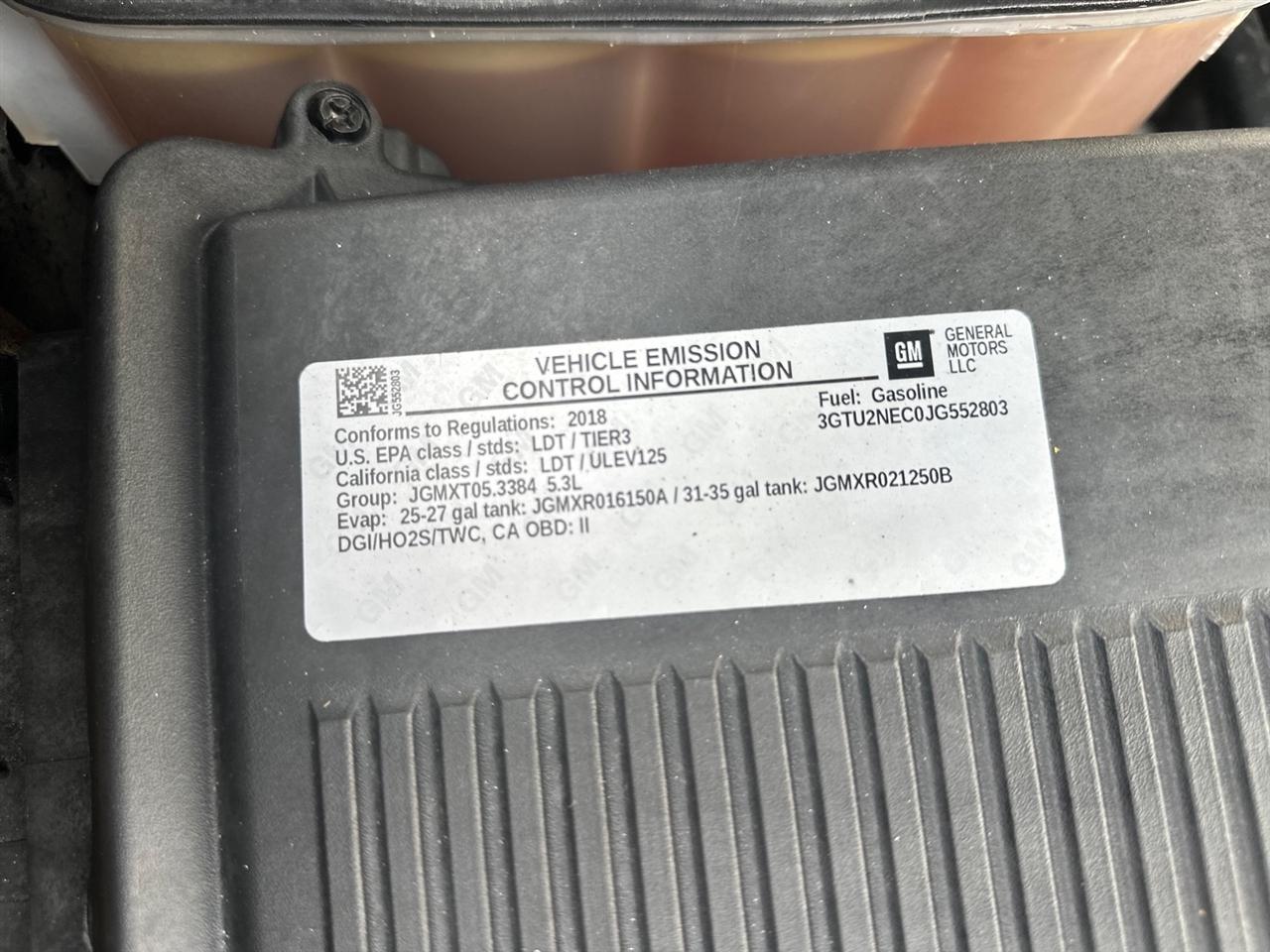 GMC Sierra 1500 4WD Crew Cab 143.5" SLT 2018