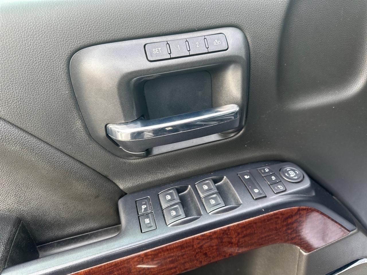 GMC Sierra 1500 4WD Crew Cab 143.5" SLT 2018