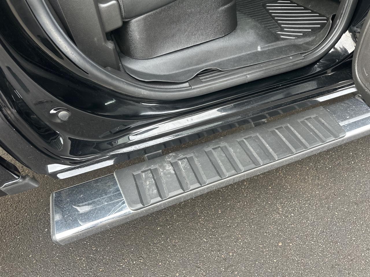 GMC Sierra 1500 4WD Crew Cab 143.5" SLT 2018