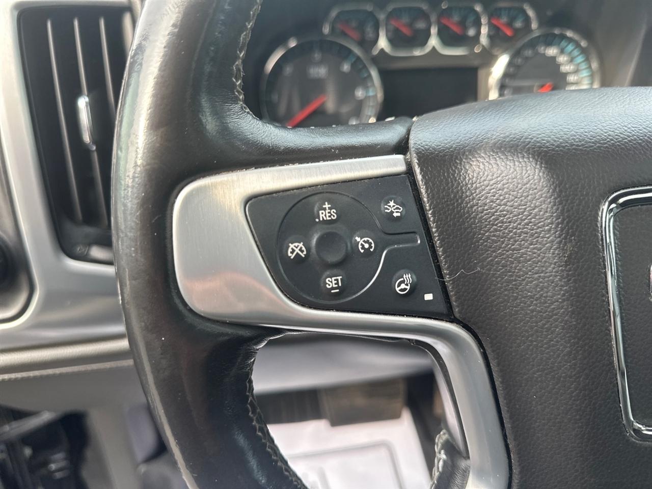 GMC Sierra 1500 4WD Crew Cab 143.5" SLT 2018