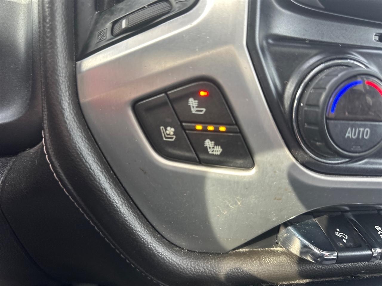 GMC Sierra 1500 4WD Crew Cab 143.5" SLT 2018