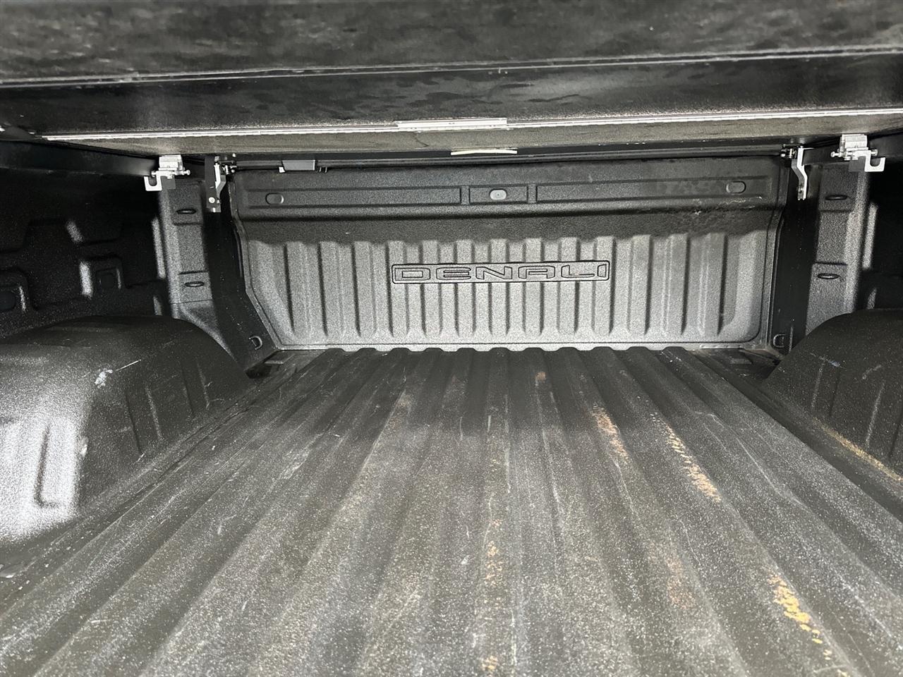 GMC Sierra 1500 4WD Crew Cab 147" Denali 2019