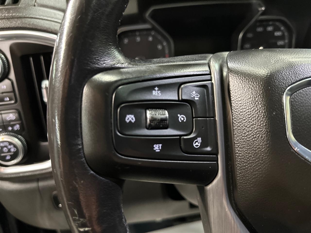 GMC Sierra 1500 4WD Crew Cab 147" Denali 2019