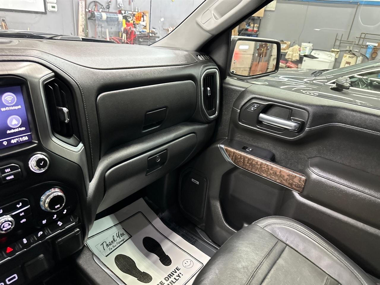 GMC Sierra 1500 4WD Crew Cab 147" Denali 2019