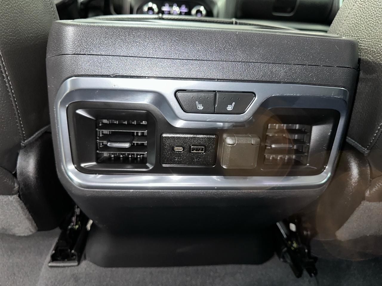 GMC Sierra 1500 4WD Crew Cab 147" Denali 2019