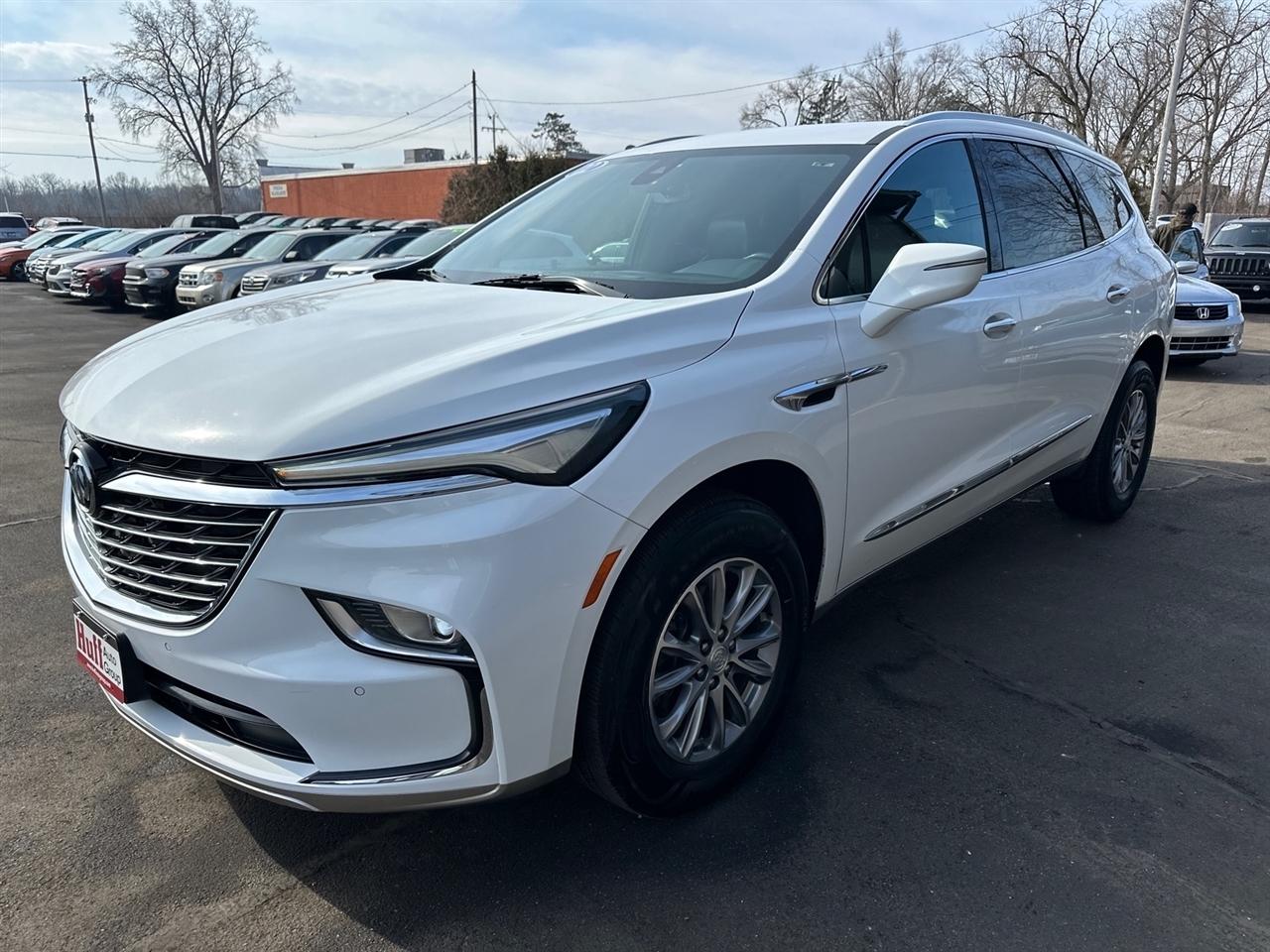 Buick Enclave FWD 4dr Essence 2022