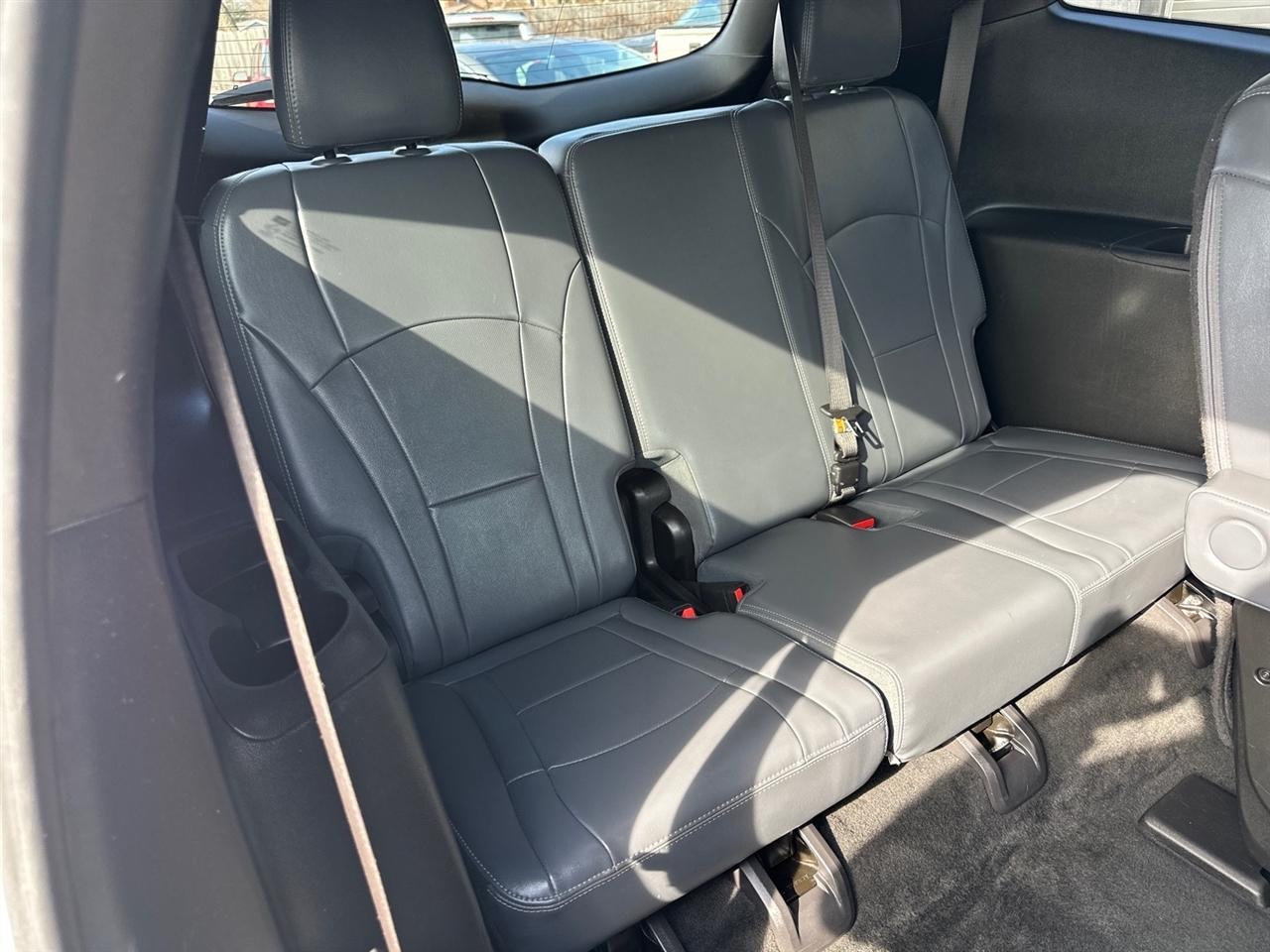 Buick Enclave FWD 4dr Essence 2022