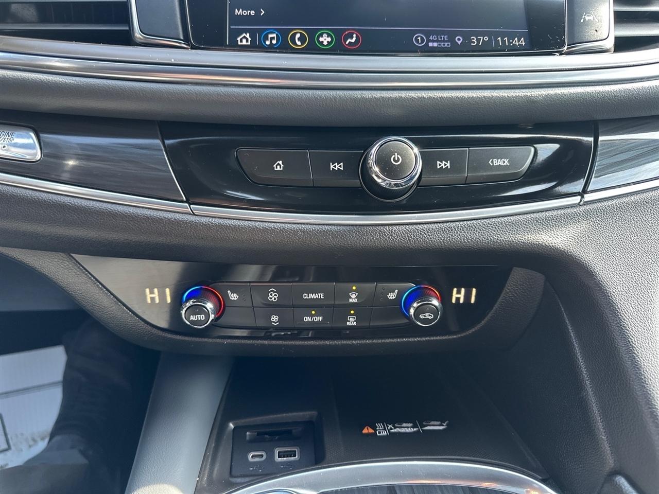 Buick Enclave FWD 4dr Essence 2022