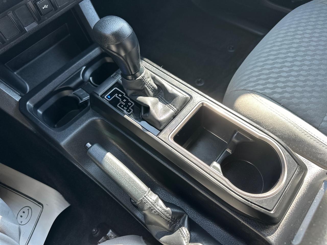 Toyota Tacoma 2WD SR5 Access Cab 6' Bed I4 AT (Natl) 2023