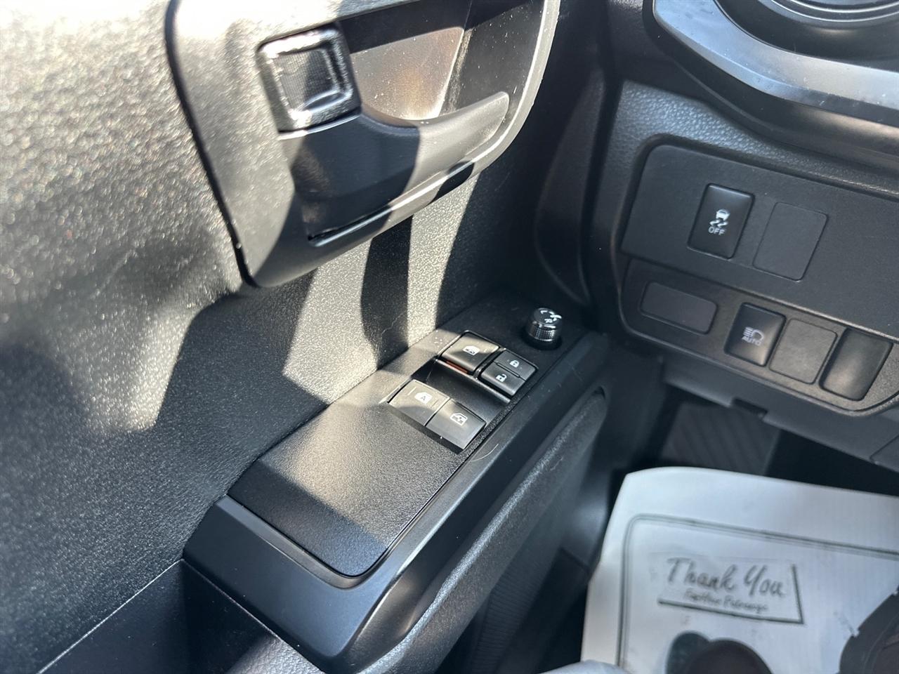 Toyota Tacoma 2WD SR5 Access Cab 6' Bed I4 AT (Natl) 2023