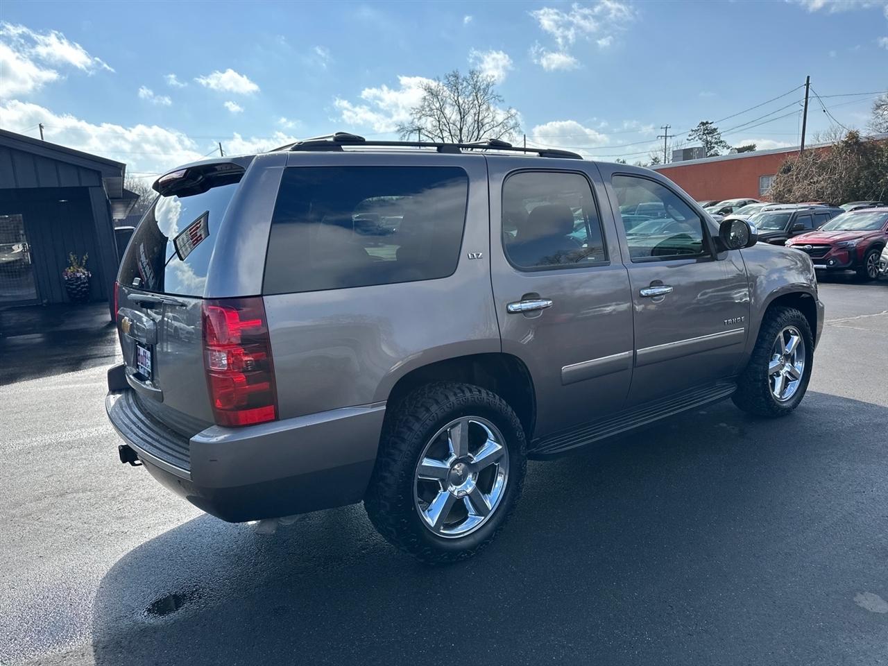 Chevrolet Tahoe 2WD 4dr 1500 LTZ 2013