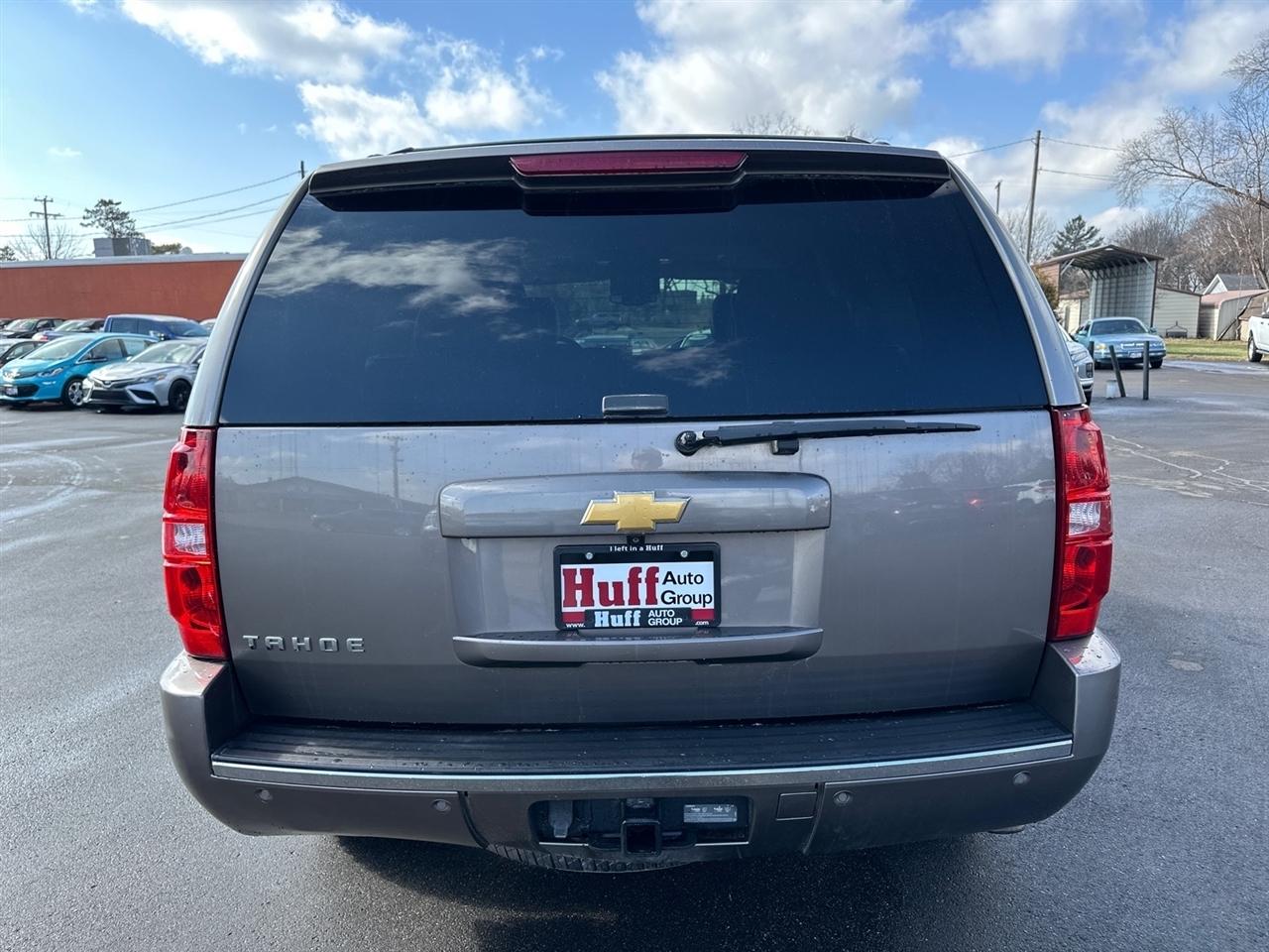 Chevrolet Tahoe 2WD 4dr 1500 LTZ 2013