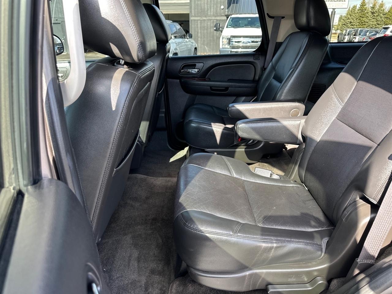 Chevrolet Tahoe 2WD 4dr 1500 LTZ 2013