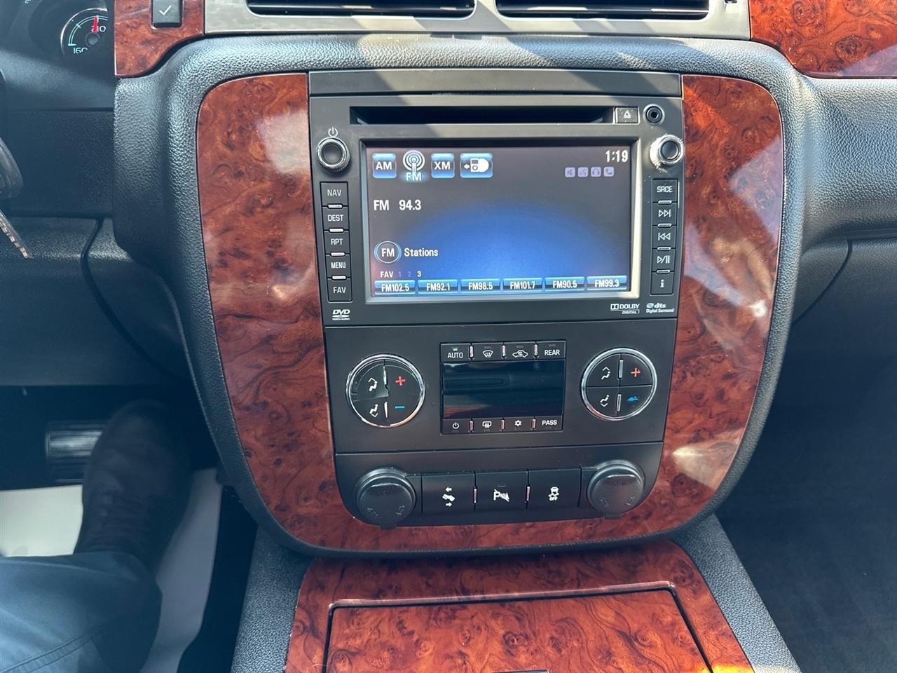 Chevrolet Tahoe 2WD 4dr 1500 LTZ 2013