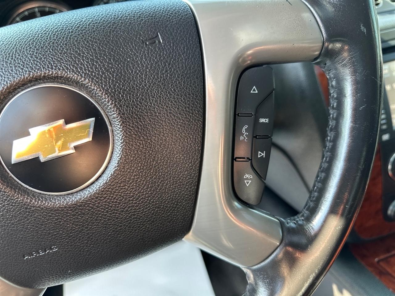 Chevrolet Tahoe 2WD 4dr 1500 LTZ 2013