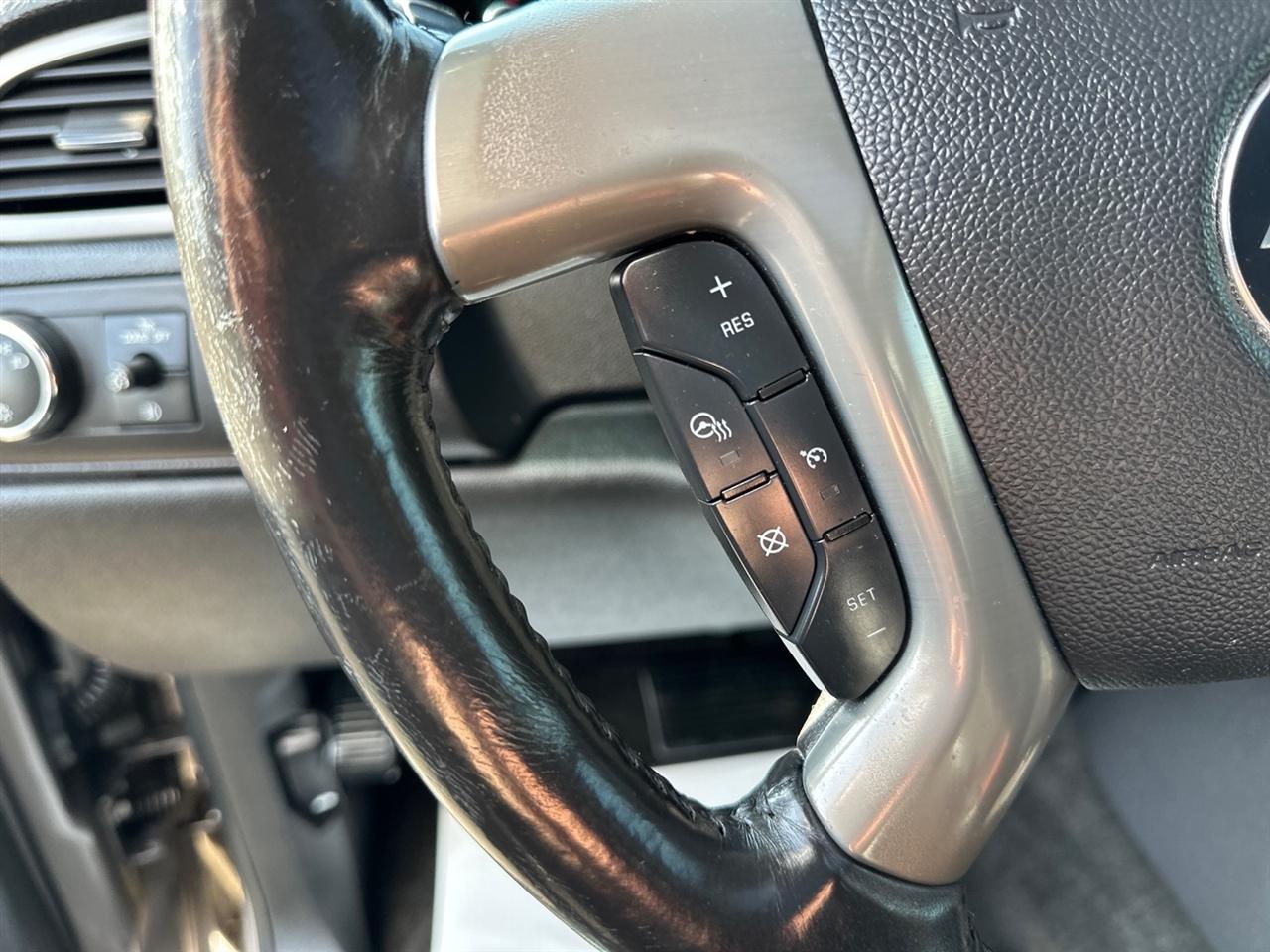 Chevrolet Tahoe 2WD 4dr 1500 LTZ 2013