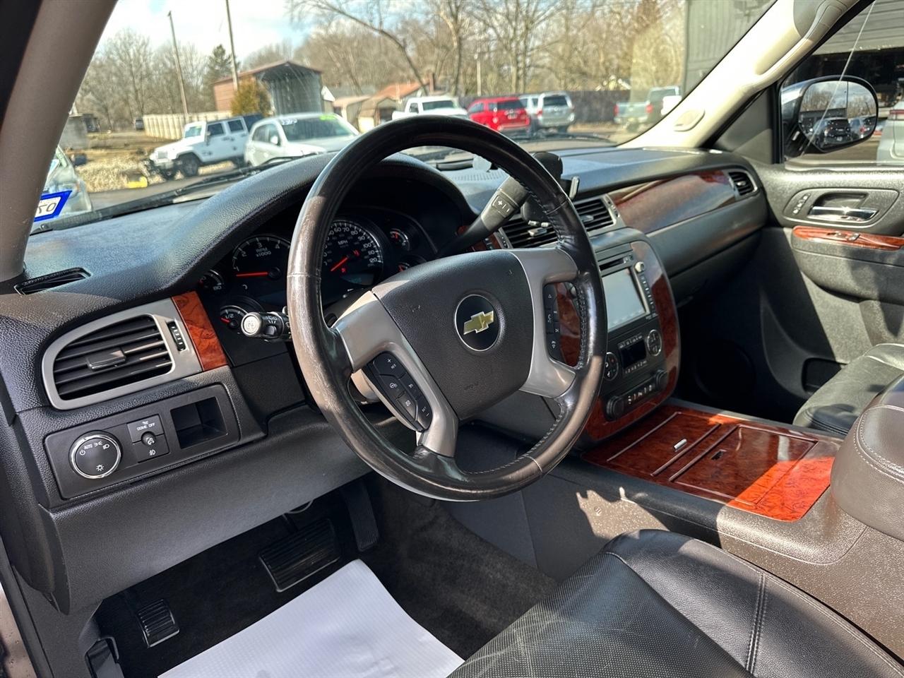 Chevrolet Tahoe 2WD 4dr 1500 LTZ 2013