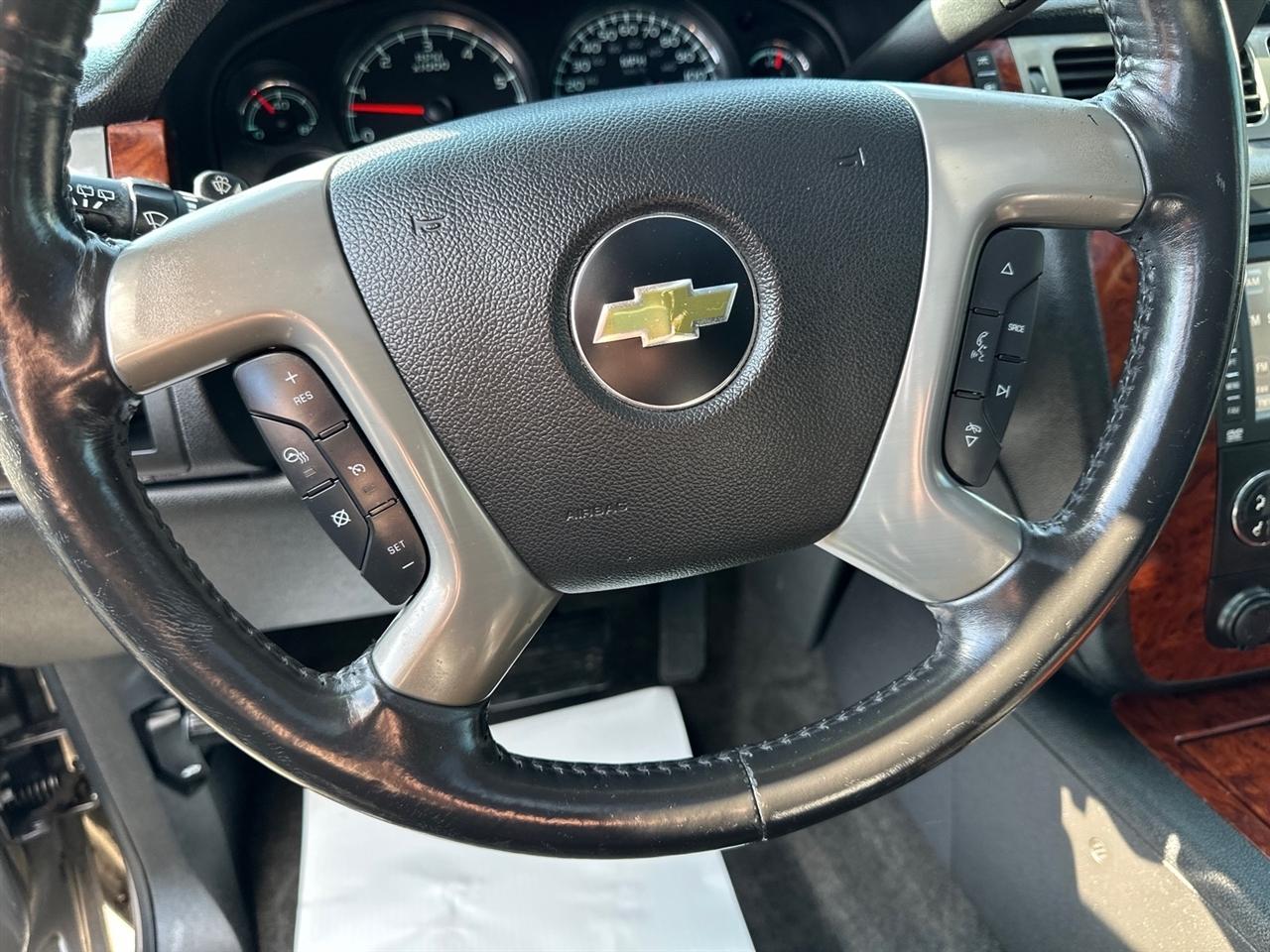 Chevrolet Tahoe 2WD 4dr 1500 LTZ 2013