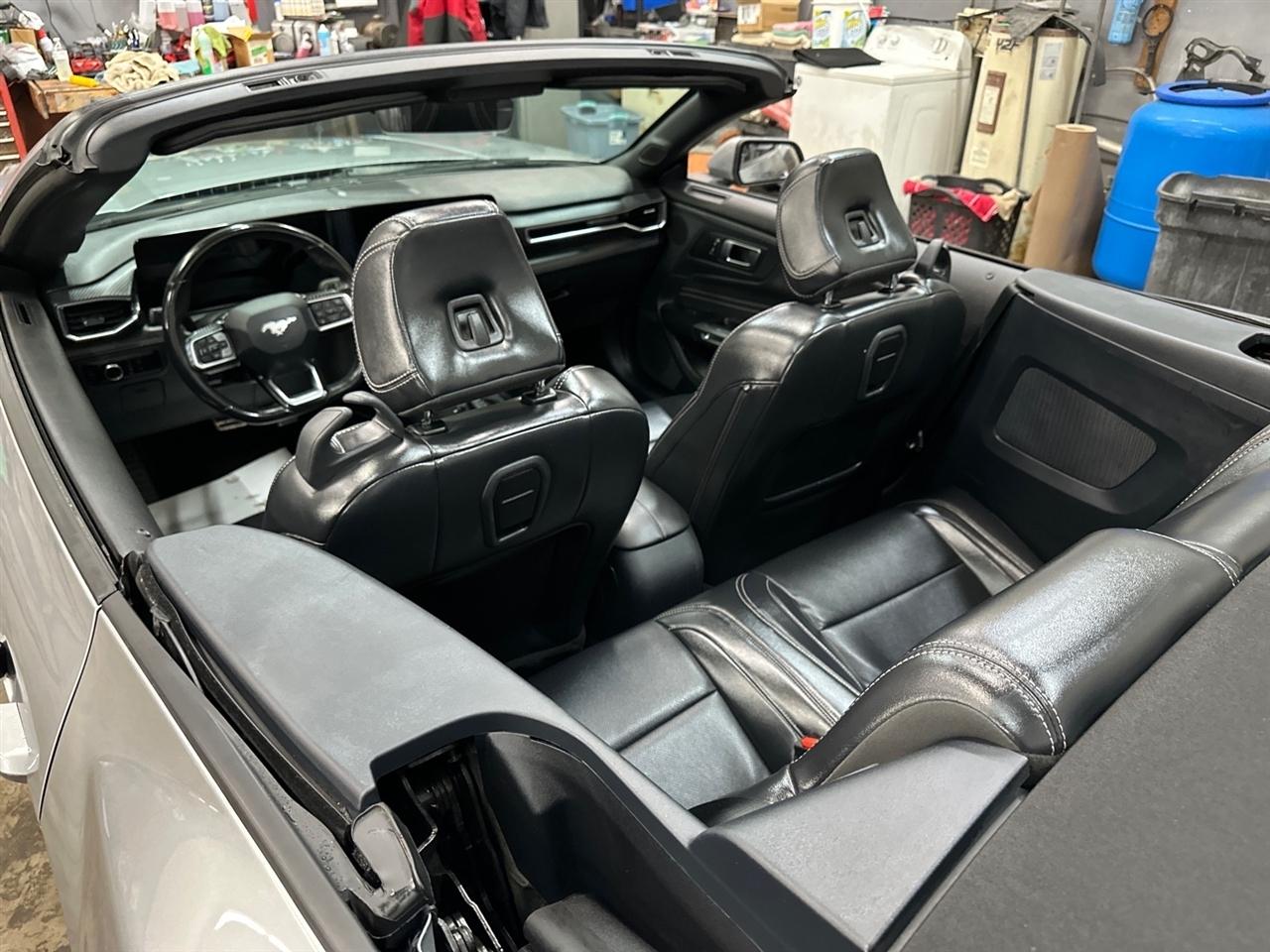 Ford Mustang EcoBoost Convertible 2024